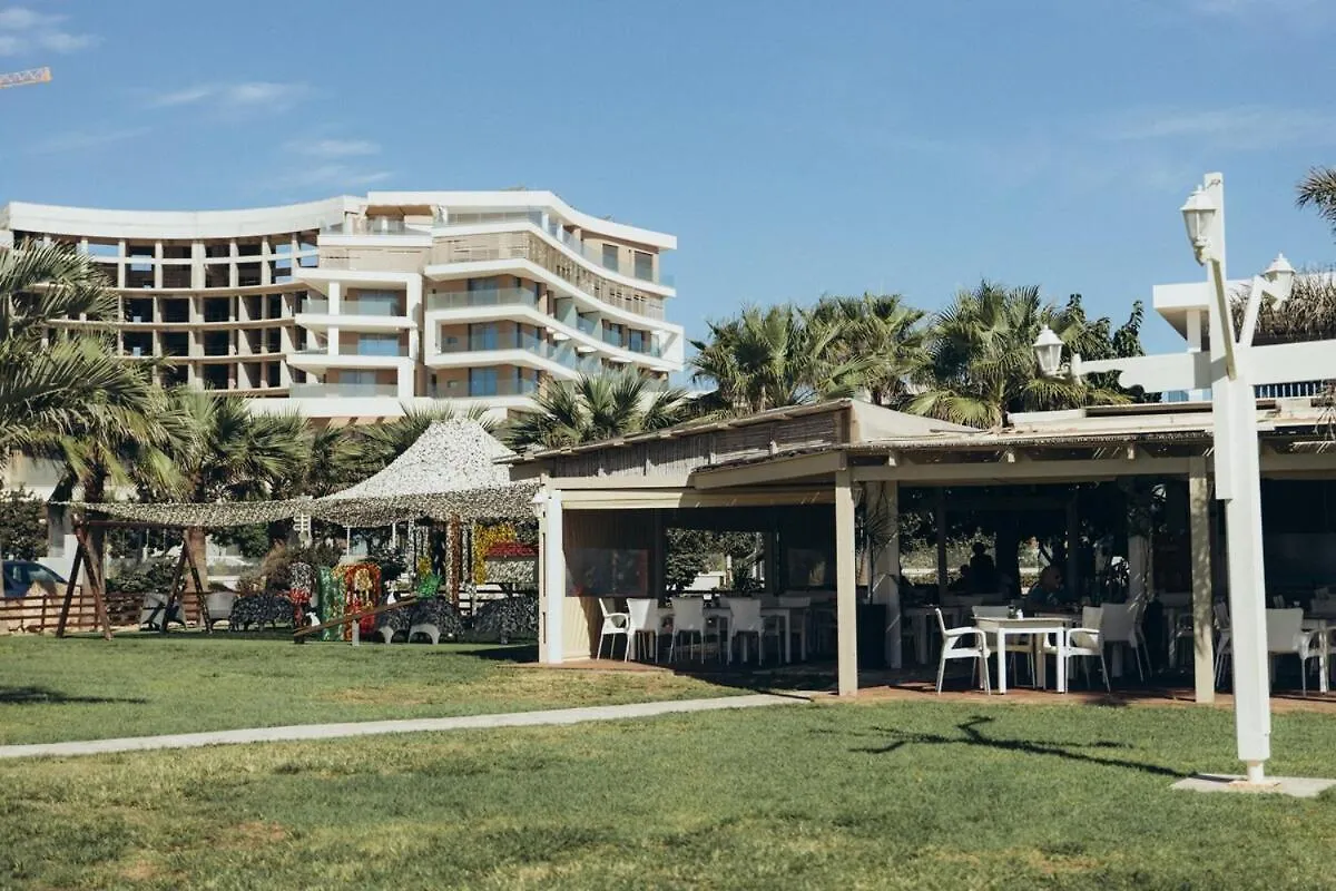 New Lux Seaview 1Br, Sun City Resort, Pool & Beach Ayia Napa 0*,  Cypern